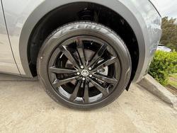 2023 Jaguar E-PACE P250 R-Dynamic SE X540 MY24 AWD Eiger Grey
