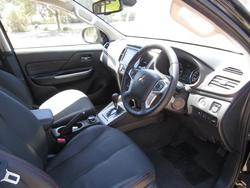2023 Mitsubishi
Triton GLS