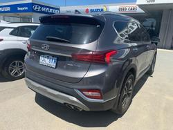 2020 Hyundai
                Santa Fe Highlander