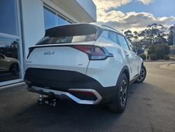 2024 Kia
                Sportage S