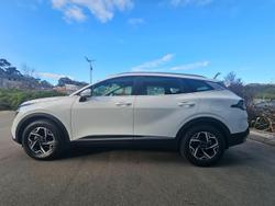 2024 Kia
                Sportage S