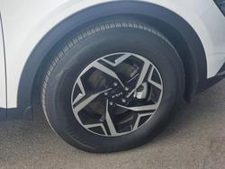 2024 Kia
                Sportage S