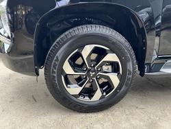 2024 Mitsubishi
Pajero Sport Exceed