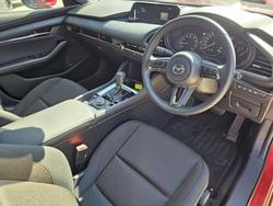 2024 Mazda
3 G20 Evolve