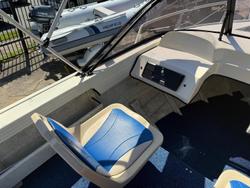 2002 Bermuda 410 NAUTICA RUNABOUT