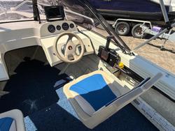 2002 Bermuda 410 NAUTICA RUNABOUT