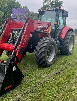 2022 CASE IH Farmall 100M Cab Red