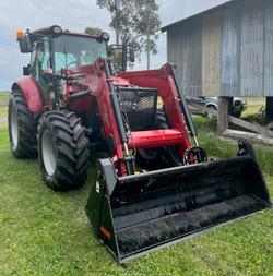 2022 CASE IH Farmall 100M Cab Red