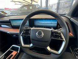 2024 KGM SSANGYONG TORRES ULTIMATE J116 MY25 Space Black