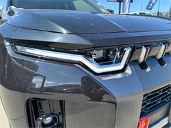 2024 KGM SSANGYONG TORRES ULTIMATE J116 MY25 Space Black