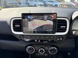 2024 Hyundai
Venue Active