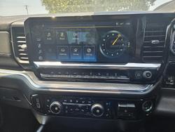 2024 Chevrolet Silverado 1500 ZR2 W/Tech Pack T1 MY24 4X4 Summit White