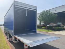 2025 Fuso Fighter 2427 . White