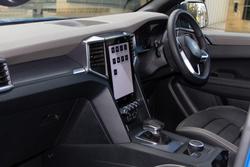 2024 Volkswagen
                Amarok TDI600 Aventura