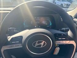 2024 Hyundai
                i30 Hybrid