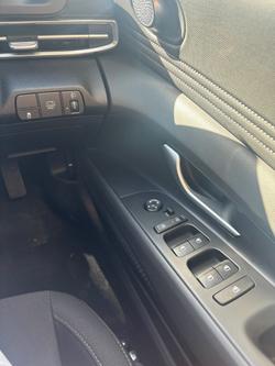 2024 Hyundai
                i30 Hybrid
