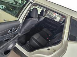 2021 NISSAN
X-TRAIL ST 2WD