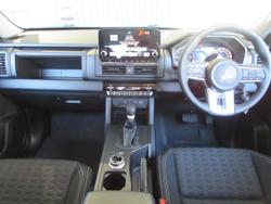 2024 Mitsubishi
Triton GLX-R