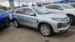 2024 Mitsubishi
ASX ES