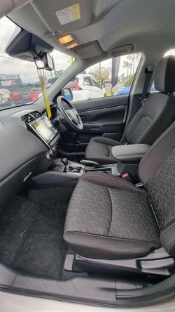 2024 Mitsubishi
ASX ES