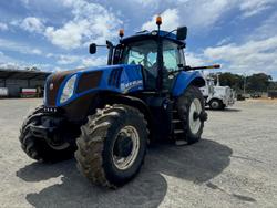 New Holland T8.330