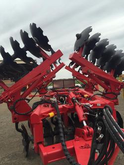 0 Tatu Gcro 7010 56 Plate Offset Disc Ex Demo RED