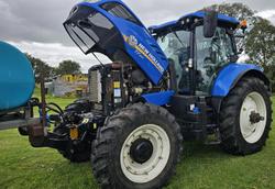 2016 New Holland T7.210 Blue