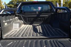 2024 Isuzu
D-MAX BLADE