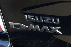 2024 Isuzu
D-MAX BLADE