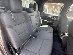 2025 Isuzu
D-MAX LS-U+