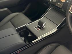 2024 Land Rover
                Range Rover Velar P400 Dynamic HSE