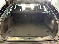 2024 Land Rover
Range Rover Velar P400 Dynamic HSE