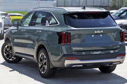 2025 Kia
Sorento Sport