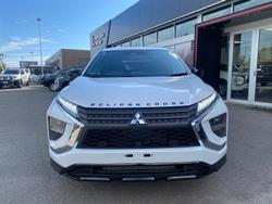 2023 Mitsubishi
Eclipse Cross LS Black Edition