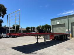 Maxitrans ST3 48' FLAT Deck Open Semi