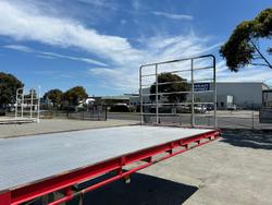 2015 Maxitrans St3 48' Flat Deck Open Semi Red