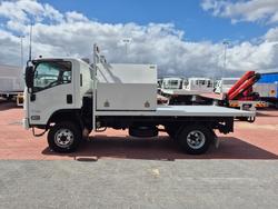 2016 Isuzu Trucks NPS 75/45-155 4x4 Tray and Boxes