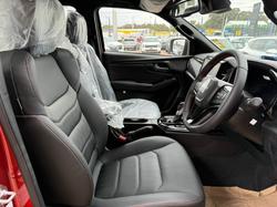 2024 Isuzu
D-MAX X-TERRAIN