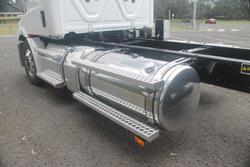 2022 Freightliner Cascadia 116 White