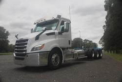 2022 Freightliner Cascadia 116 White