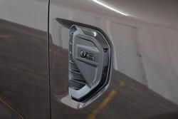 2022 Ford
                Everest Sport
