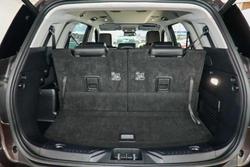 2022 Ford
                Everest Sport