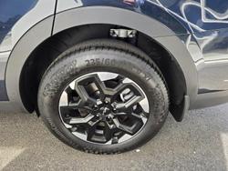 2024 Kia
                Sorento Sport