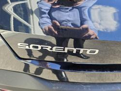 2024 Kia
                Sorento Sport