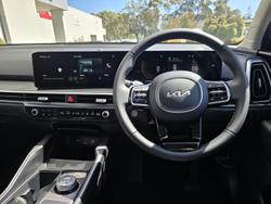 2024 Kia
                Sorento Sport