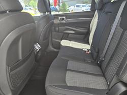 2024 Kia
                Sorento Sport