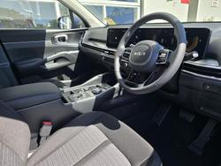 2024 Kia
                Sorento Sport
