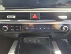 2024 Kia
                Sorento Sport