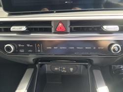 2024 Kia
                Sorento Sport