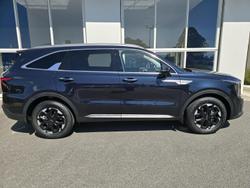 2024 Kia
                Sorento Sport